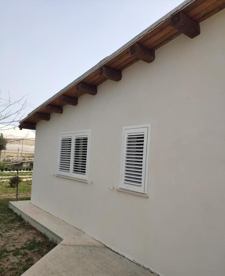 Casa Vacanze La Meridiana ドンナルカタ エクステリア 写真