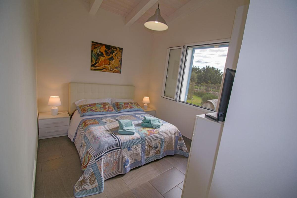 Casa Vacanze La Meridiana ドンナルカタ エクステリア 写真