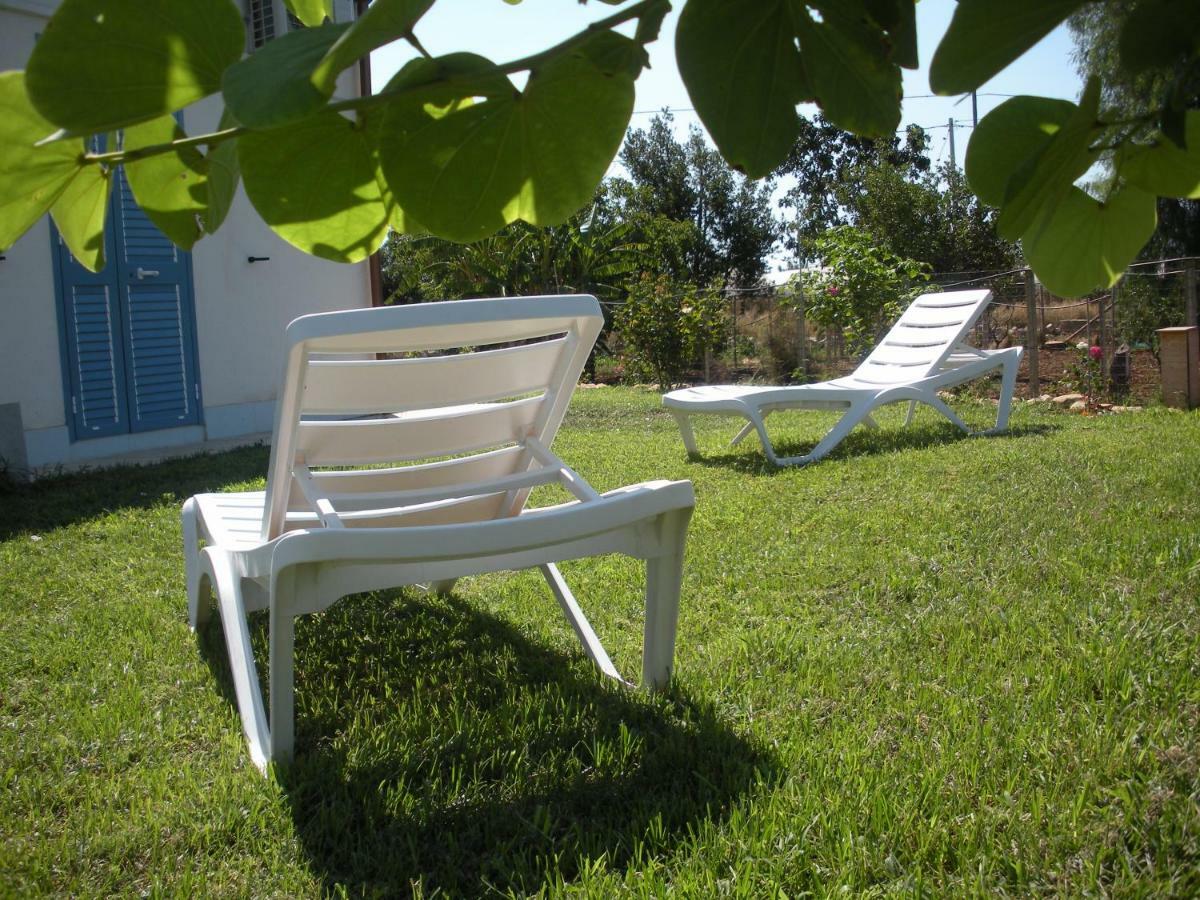 Casa Vacanze La Meridiana ドンナルカタ エクステリア 写真